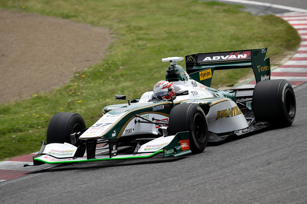 VANTELIN KOWA TOM'S SF14 37号車