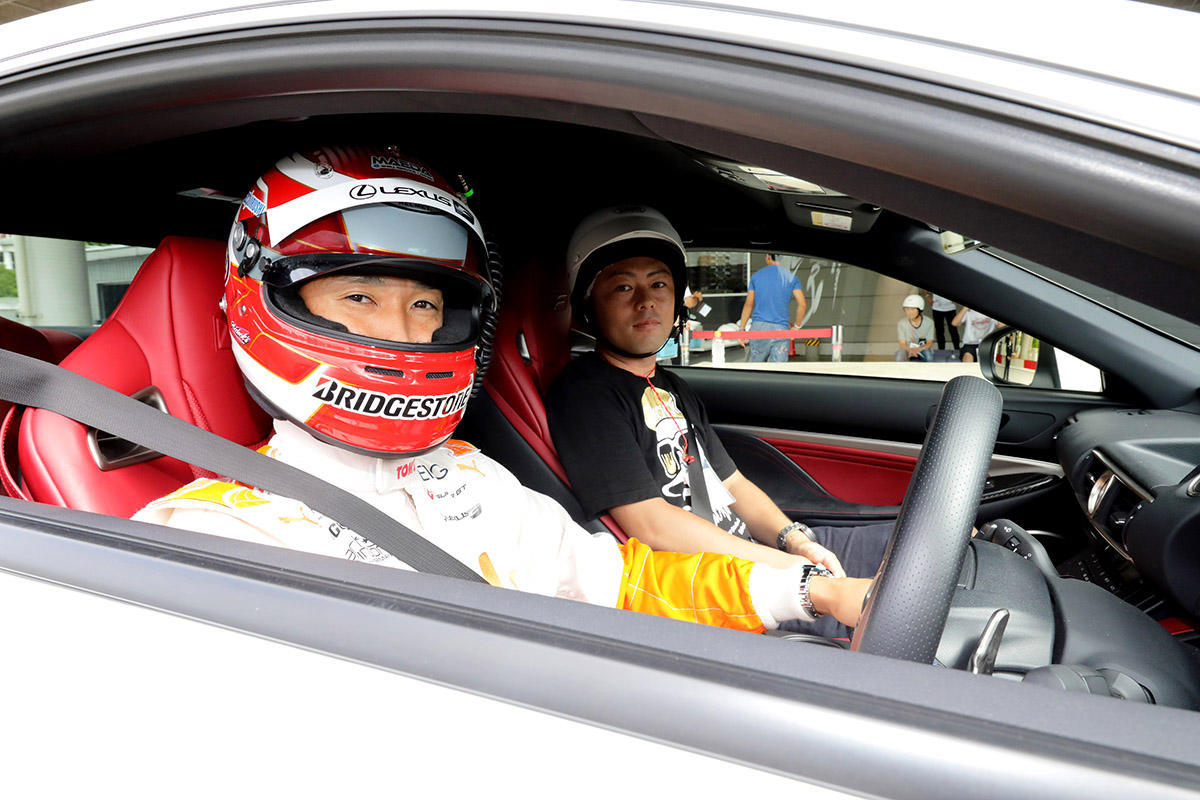 中嶋一貴選手と同乗体験