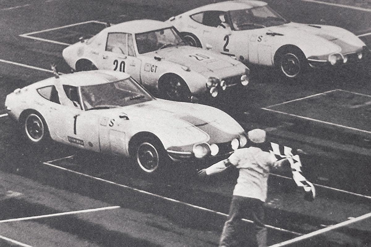 1967年に行われた第1回大会の時は、「トヨタ2000GT」が優勝した