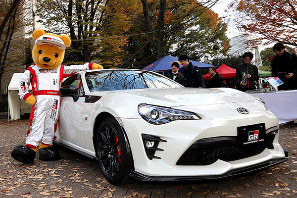 トヨタ くま吉 86 GRと一緒に@ SHIBUYA SPORTS CAR FES 2017