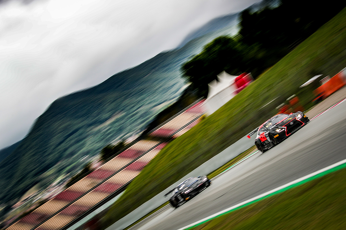 GT World Challenge Europe 第6戦バルセロナでの3レースに挑んだTech 1 Racing 15号車