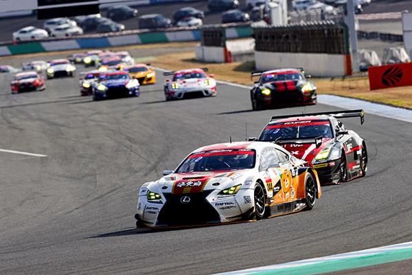 2番手グリッドからスタートたかのこの湯 RC F GT3 244号車は15位でチェッカーを受けた