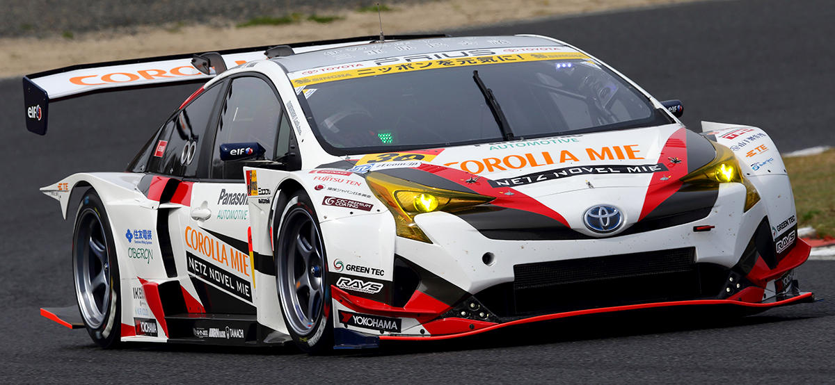 TOYOTA PRIUS apr GT 30号車