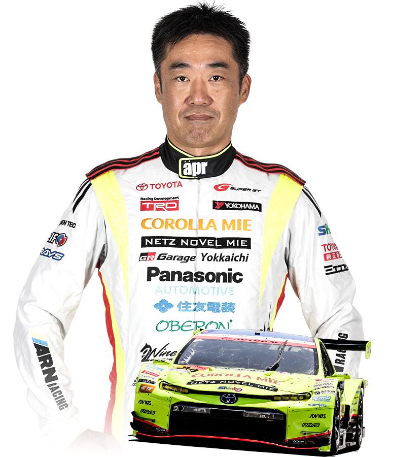 SUPER GTに参戦する永井 宏明と参戦車両 TOYOTA GR SPORT PRIUS PHV apr GT 30号車