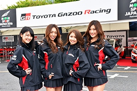 TOYOTA GAZOO Racingブースに展示された車両たち