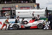 Sports Graphic Number × TOYOTA GAZOO Racing | Sports Graphic