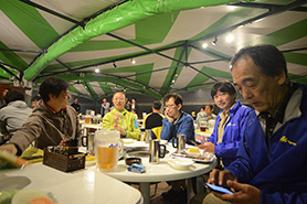 会場・人物