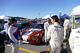 会場・人物