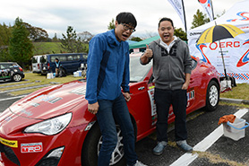 会場・人物
