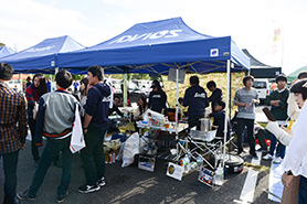 会場・人物