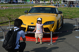会場・人物