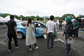 会場・人物
