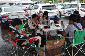 会場・人物
