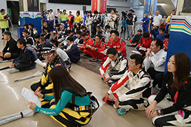 会場・人物