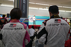 会場・人物