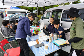 会場・人物