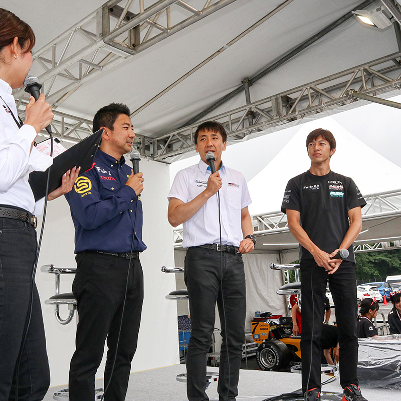 若手監督トークショーに参加する立川祐路監督、片岡龍也監督、松田次生監督