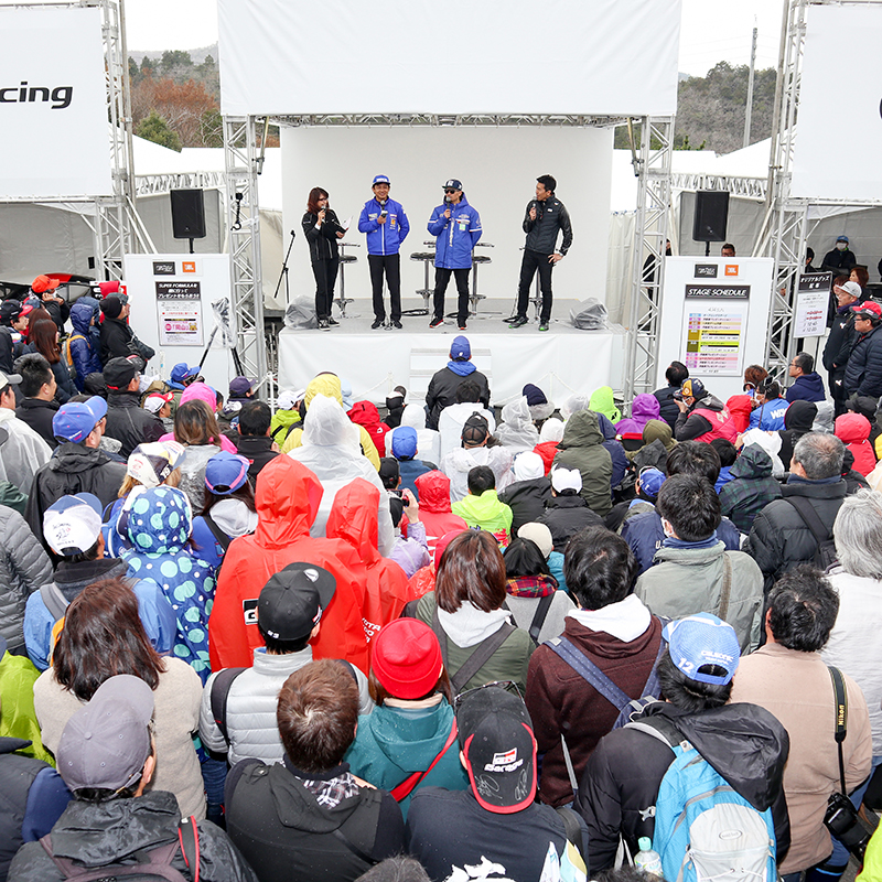 監督トークショーに参加する脇阪 寿一監督、坂東 正敬監督、伊藤 大輔監督