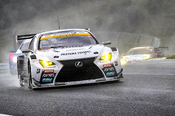 重いハンデながら5位フィニッシュと健闘したK-tunes RC F GT3 96号車（新田 守男／阪口 晴南）