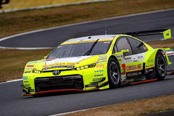 TOYOTA GR SPORT PRIUS PHV apr GT 30号車