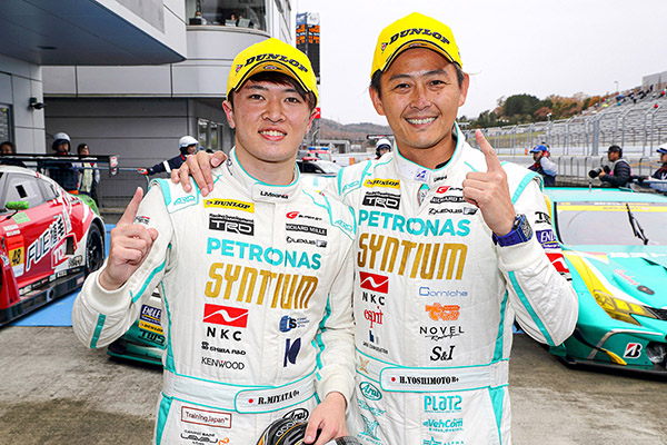 ポールポジションを獲得したSYNTIUM LMcorsa RC F GT3 60号車（吉本 大樹／宮田 莉朋）