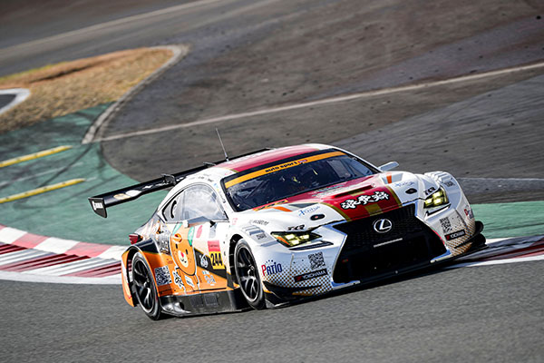 普段はスーパー耐久に参戦しているMaxRacing RC F GT3 244号車