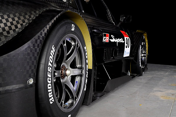 SUPER GTに参戦するGR Supra GT500 右側面