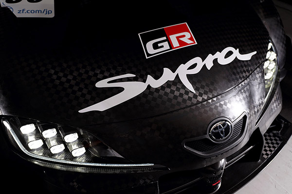 SUPER GTに参戦するGR Supra GT500 ボンネット