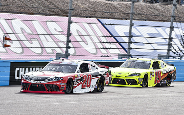 NASCAR XFINITY SERIES 第32戦 Desert D...