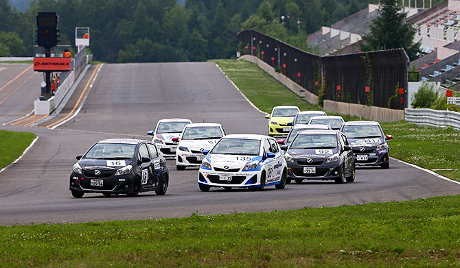 Netz Cup Vitz Race 2016 北海道シリーズ 第2戦 十勝スピードウェイ フォト