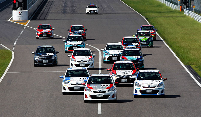 Netz Cup Vitz Race 2016 関西シリーズ 第3戦 鈴鹿サーキット フォト