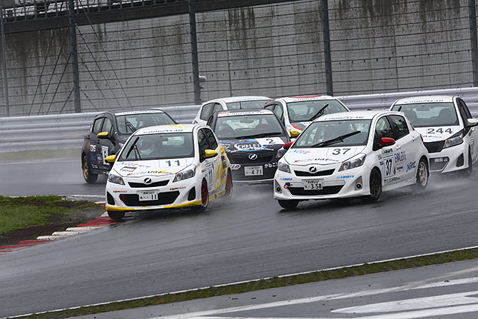 Netz Cup Vitz Race 2016 関東シリーズ 第1戦 富士スピードウェイ フォト