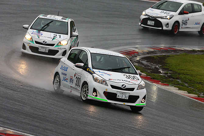 Netz Cup Vitz Race 2016 関東シリーズ 第1戦 富士スピードウェイ フォト