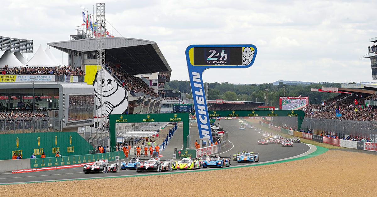 ル・マン24時間レースのスタートシーン