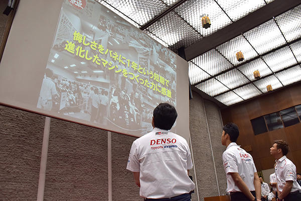 本社壮行会