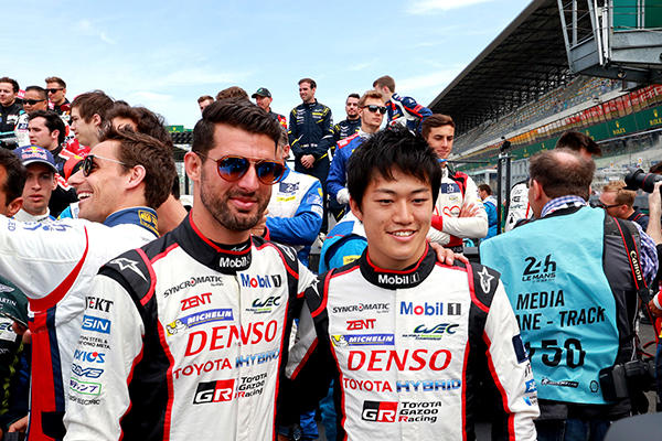 ル・マンに出場する全ドライバーが集合