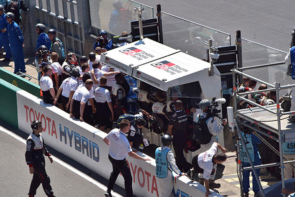 TS050 HYBRID 8号車がゴール！