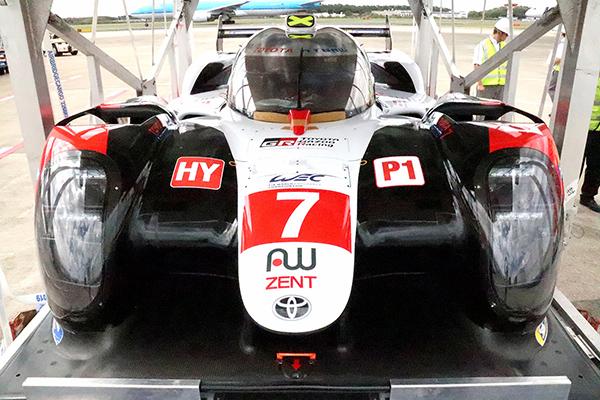 長旅を経て、TS050 HYBRIDが成田空港に到着！！
